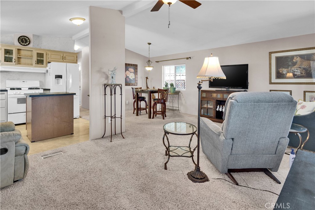 1215 El Camino Real #61, Atascadero, CA 93422