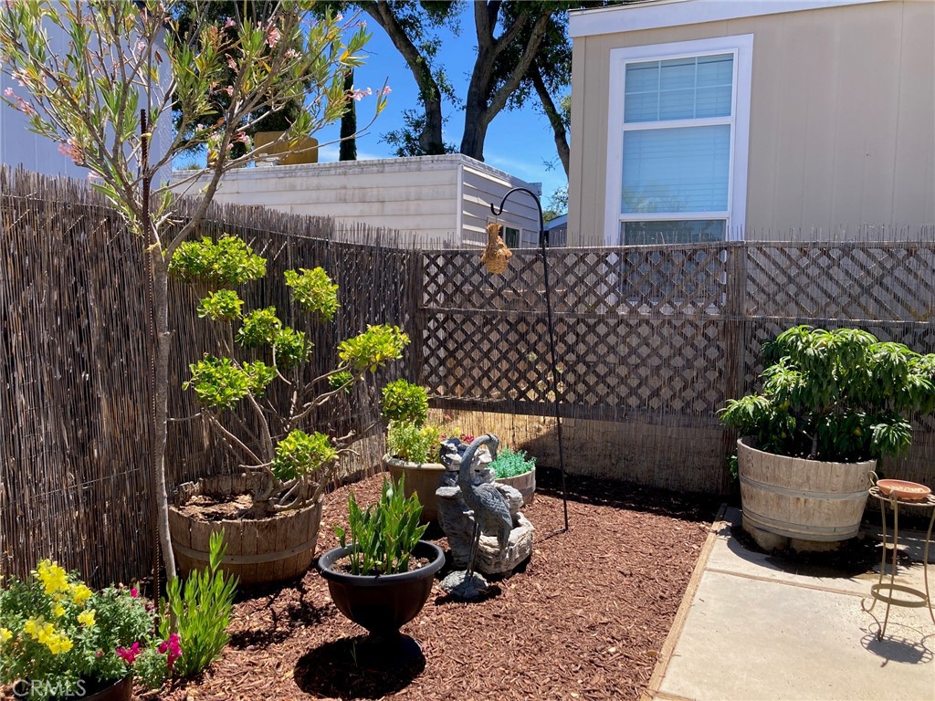 1215 El Camino Real #61, Atascadero, CA 93422