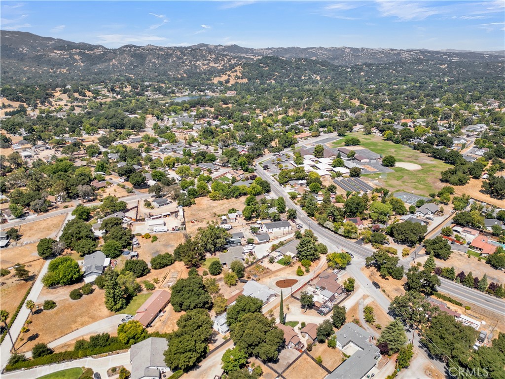 8670 Santa Rosa Rd, Atascadero, CA 93422