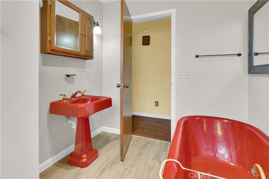 8670 Santa Rosa Rd, Atascadero, CA 93422