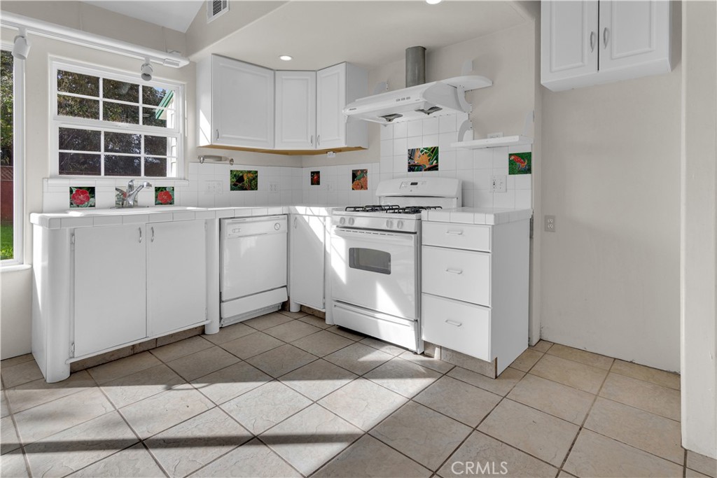 8670 Santa Rosa Rd, Atascadero, CA 93422