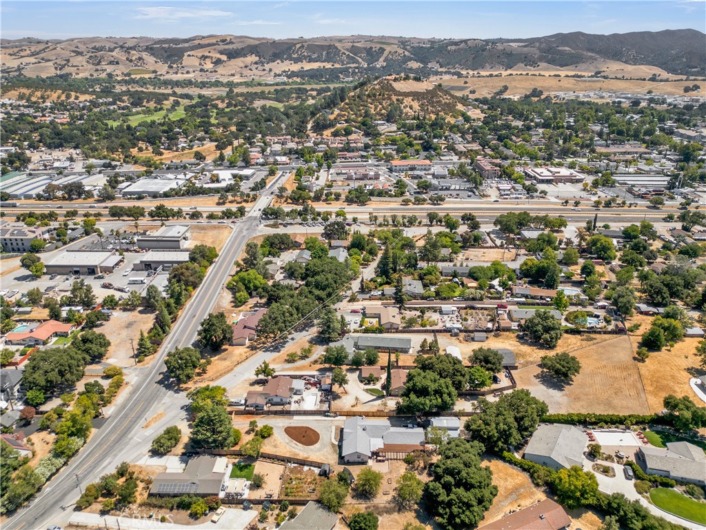 8670 Santa Rosa Rd, Atascadero, CA 93422