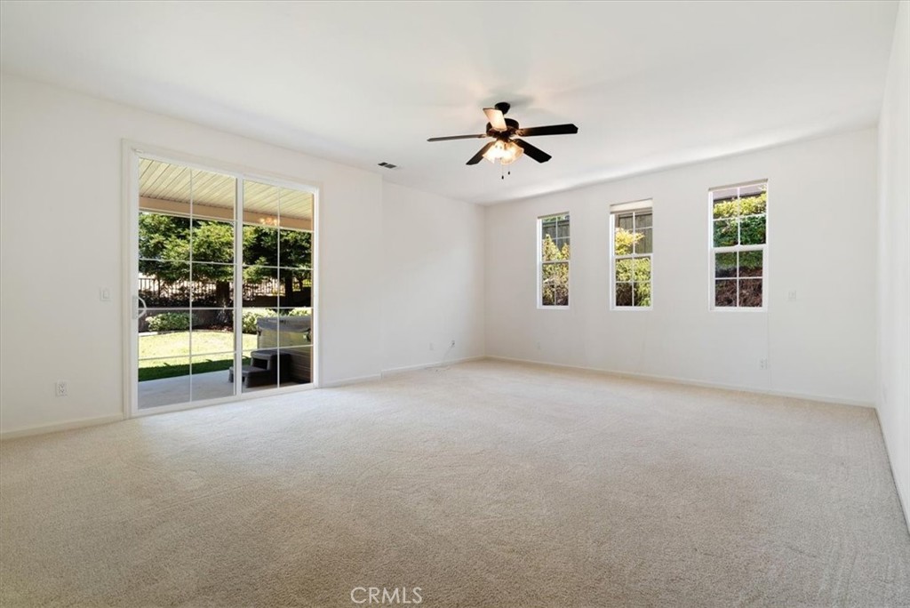 959 Vista Cerro Dr, Paso Robles, CA 93446