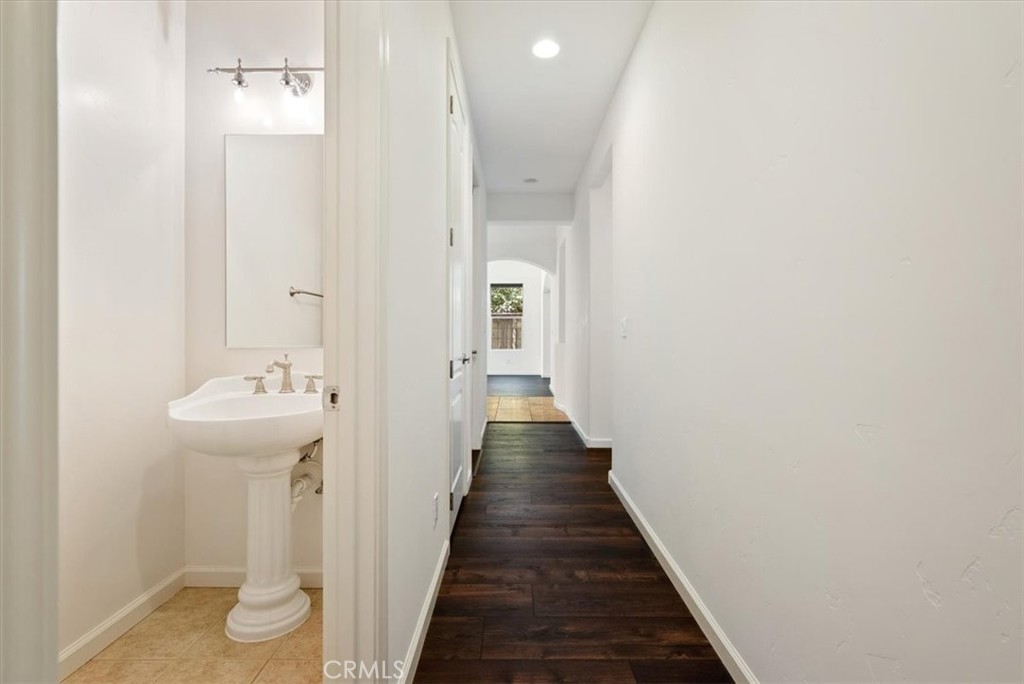 959 Vista Cerro Dr, Paso Robles, CA 93446