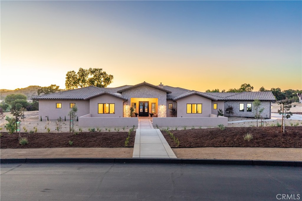 1410 Fire Rock, Templeton, CA 93465