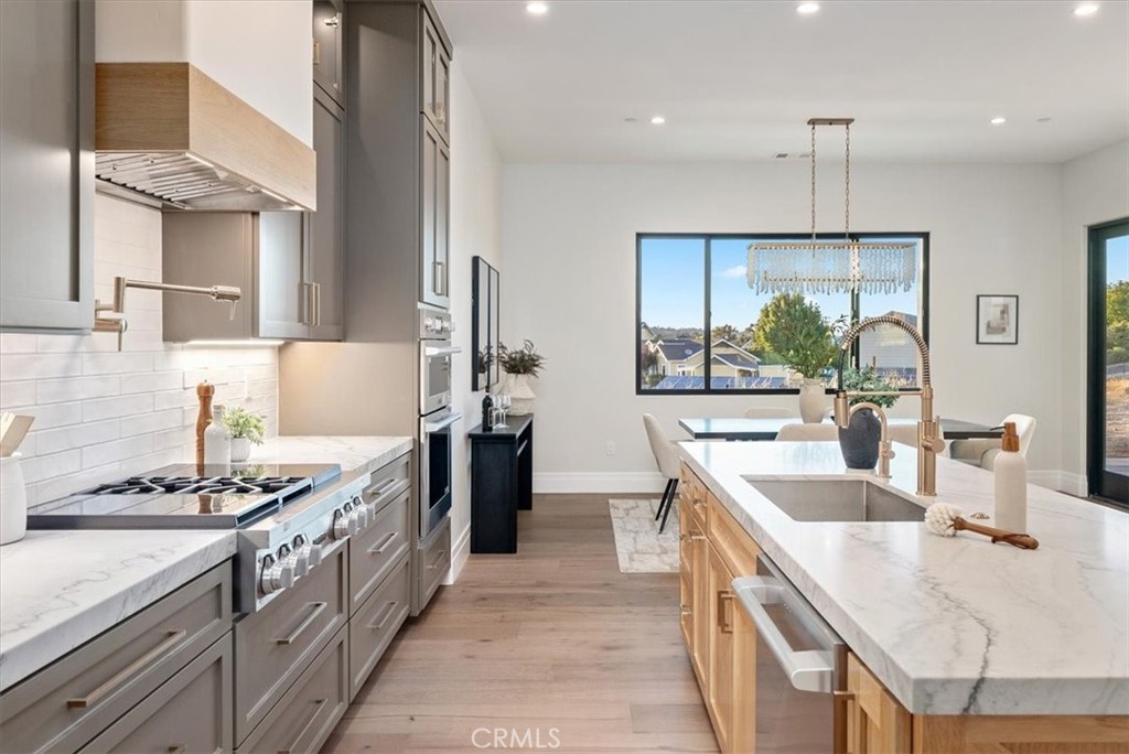 1410 Fire Rock, Templeton, CA 93465