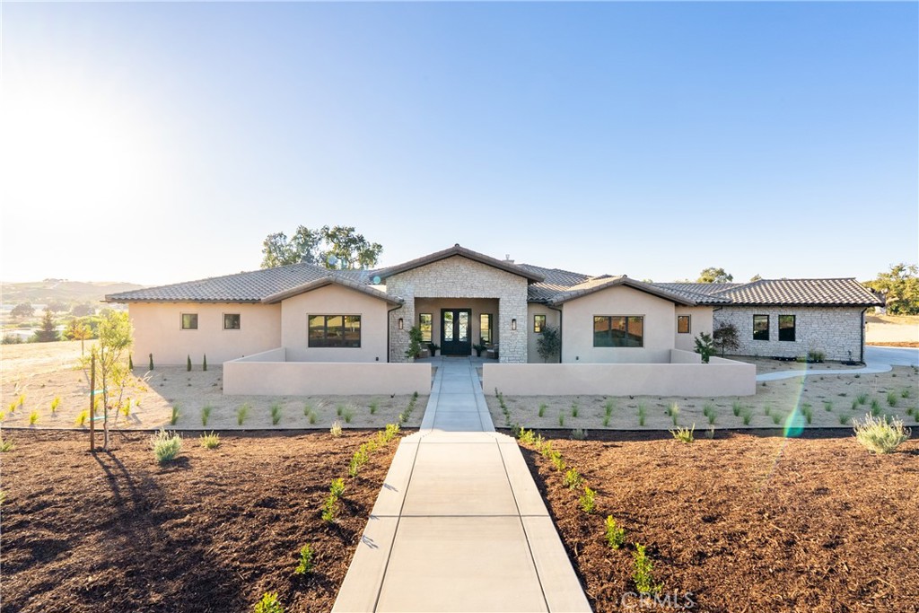1410 Fire Rock, Templeton, CA 93465