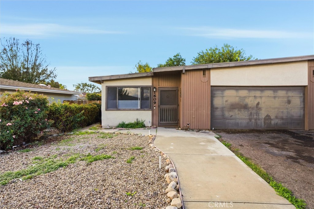 1609 Poppy Ln, Paso Robles, CA 93446