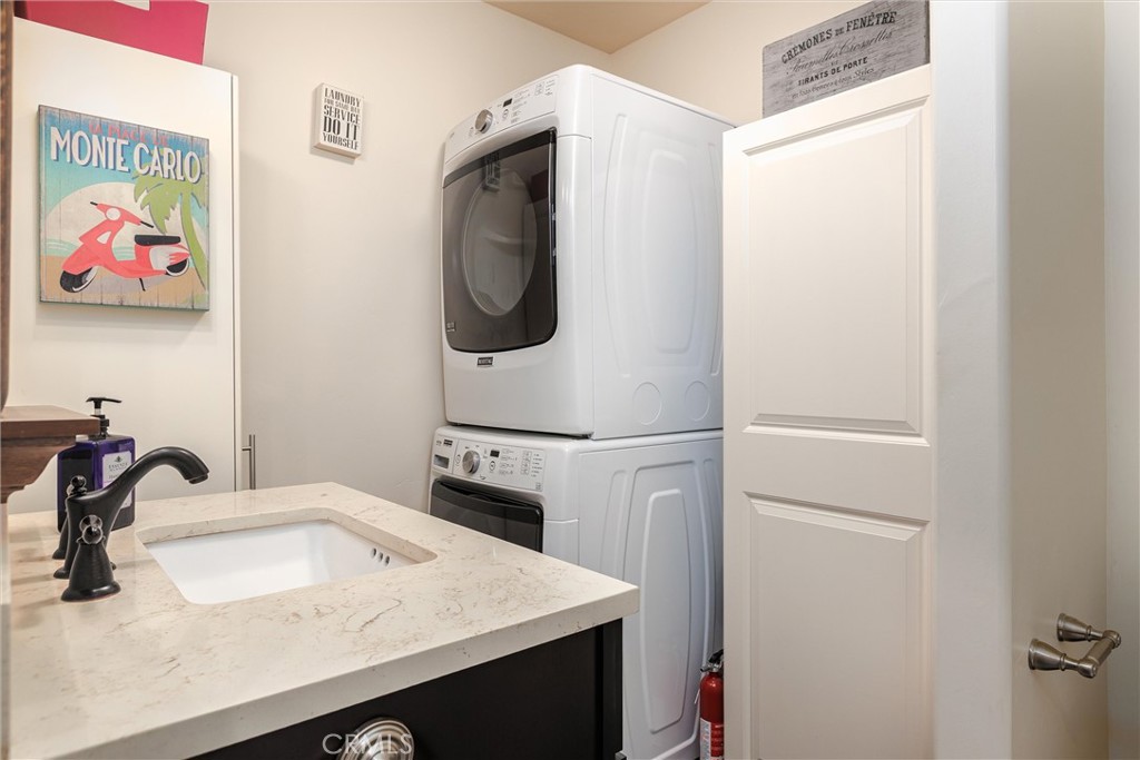 325 Fairview Ln, Paso Robles, CA 93446