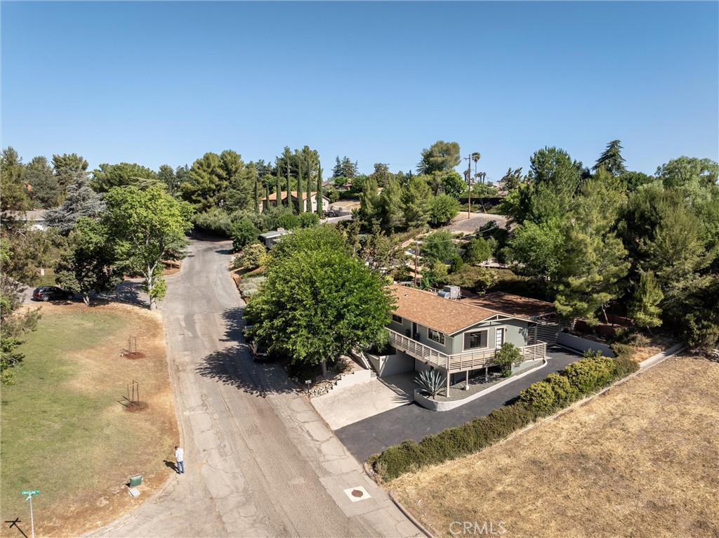 325 Fairview Ln, Paso Robles, CA 93446