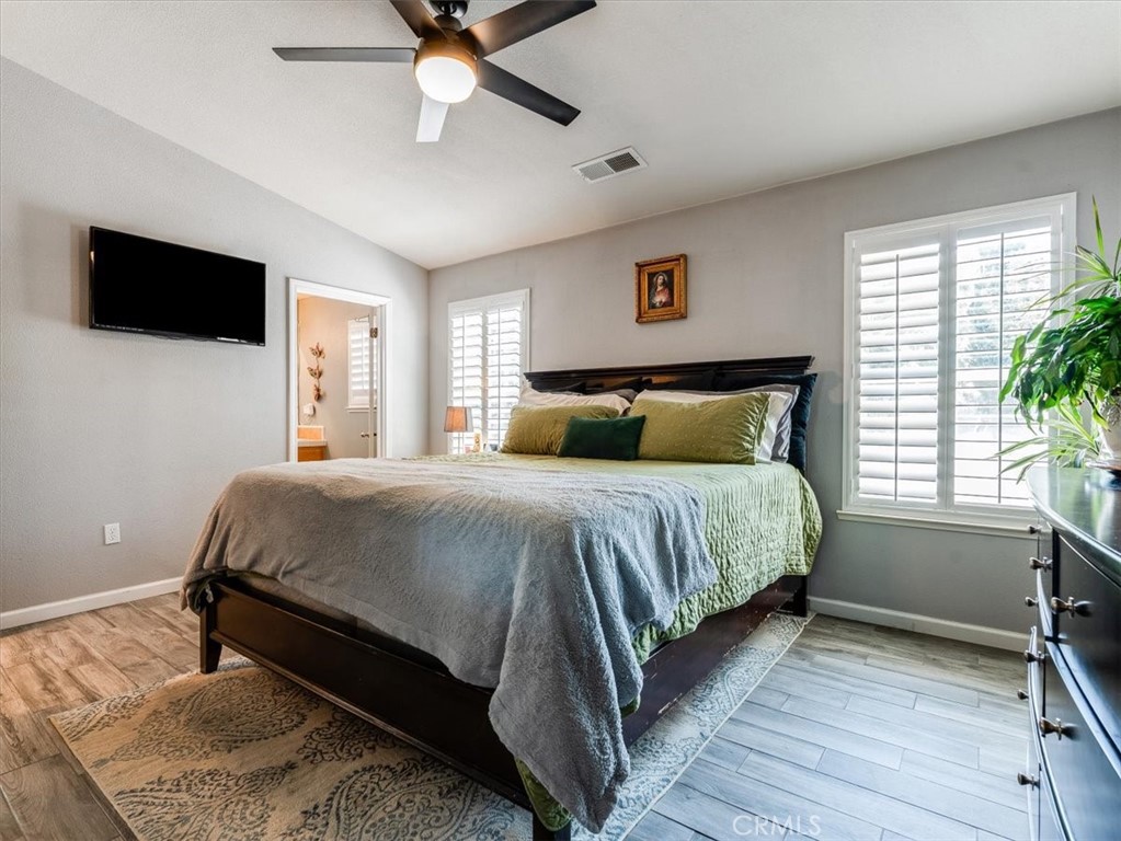 104 W Mariposa St, Avenal, CA 93204