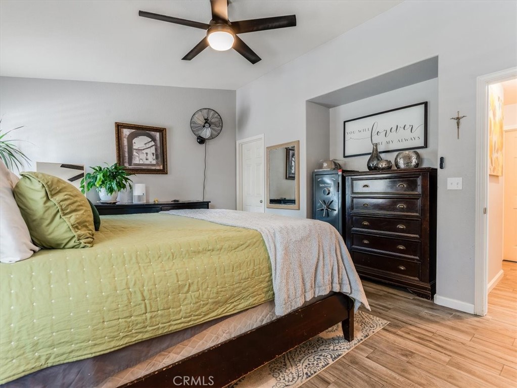 104 W Mariposa St, Avenal, CA 93204