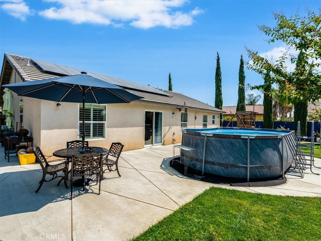 104 W Mariposa St, Avenal, CA 93204