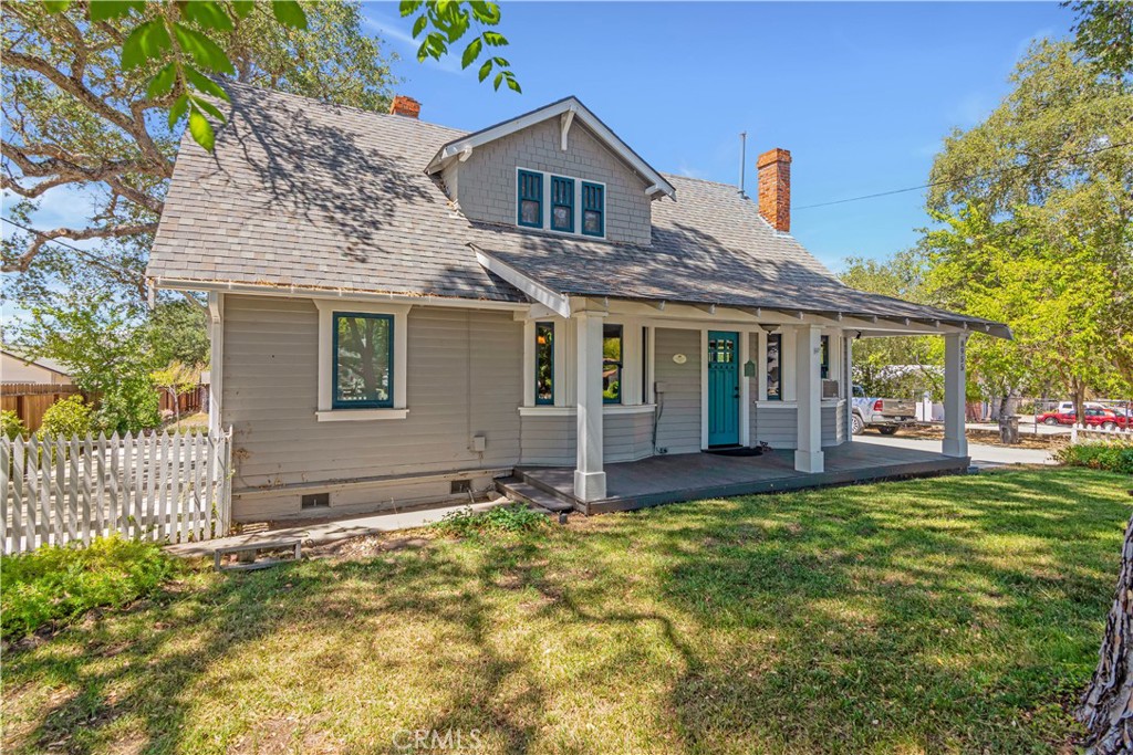 8955 Curbaril Ave, Atascadero, CA 93422