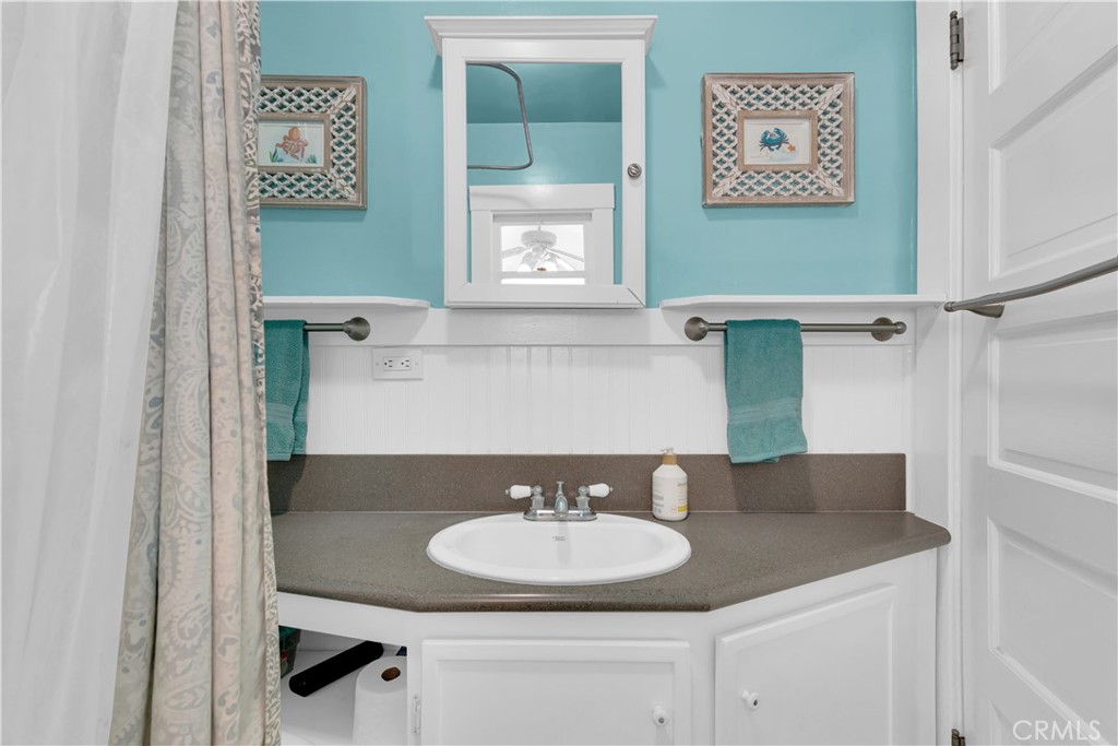 8955 Curbaril Ave, Atascadero, CA 93422