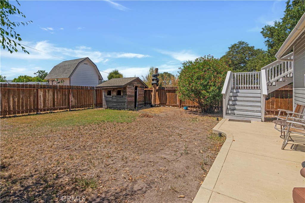 8955 Curbaril Ave, Atascadero, CA 93422