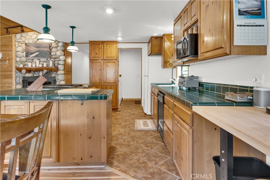 4653 Green Pine Lane, Paso Robles, CA 93446