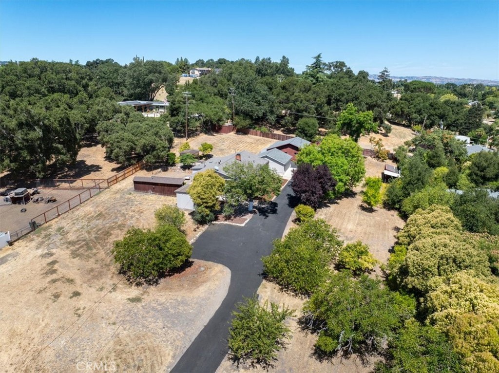 9080 Santa Lucia Rd, Atascadero, CA 93422