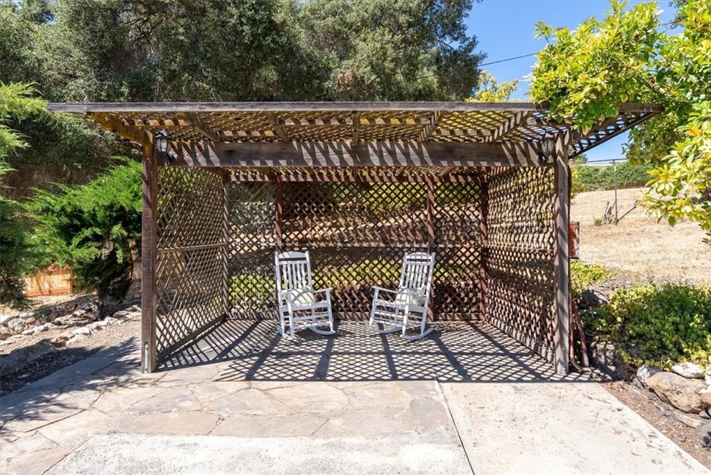 9080 Santa Lucia Rd, Atascadero, CA 93422