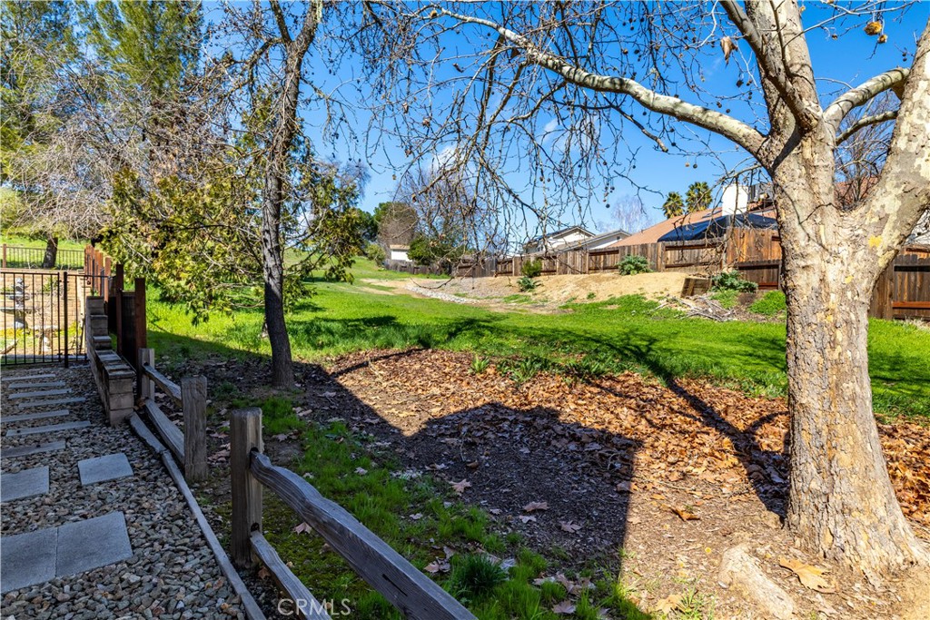 2081 Wood Duck Ln, Paso Robles, CA 93446