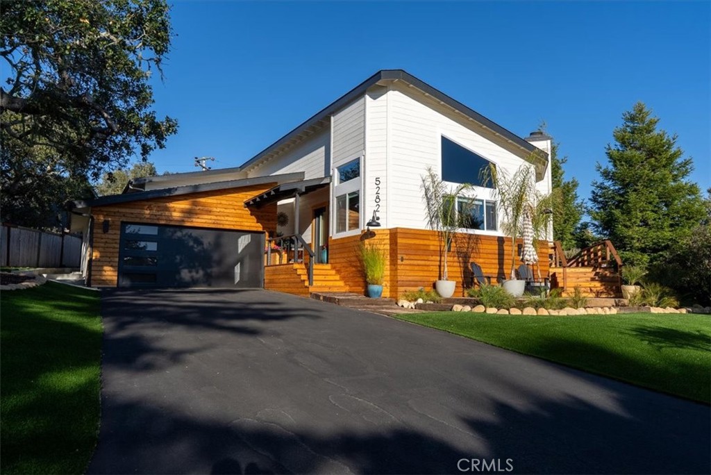 5282 Hillcrest Dr, Cambria, CA 93428