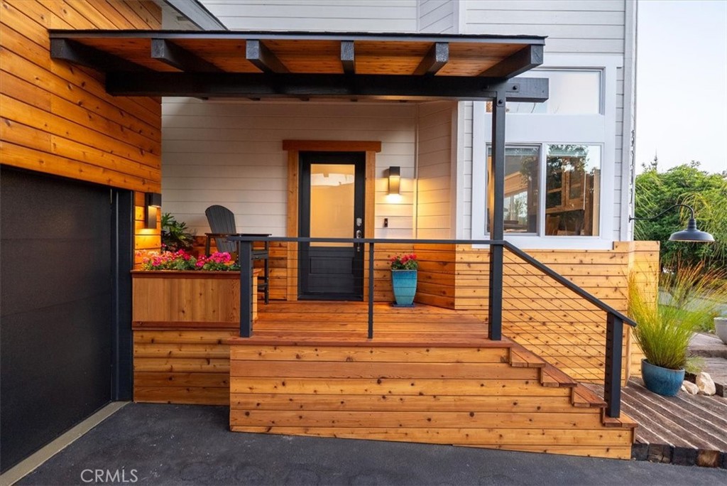 5282 Hillcrest Dr, Cambria, CA 93428