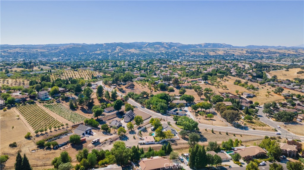 1766 UNION RD, Paso Robles, CA 93446