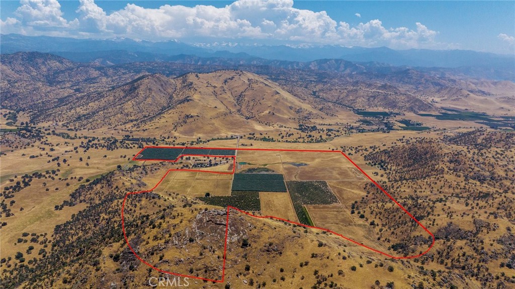 19400 398, Woodlake, CA 93286