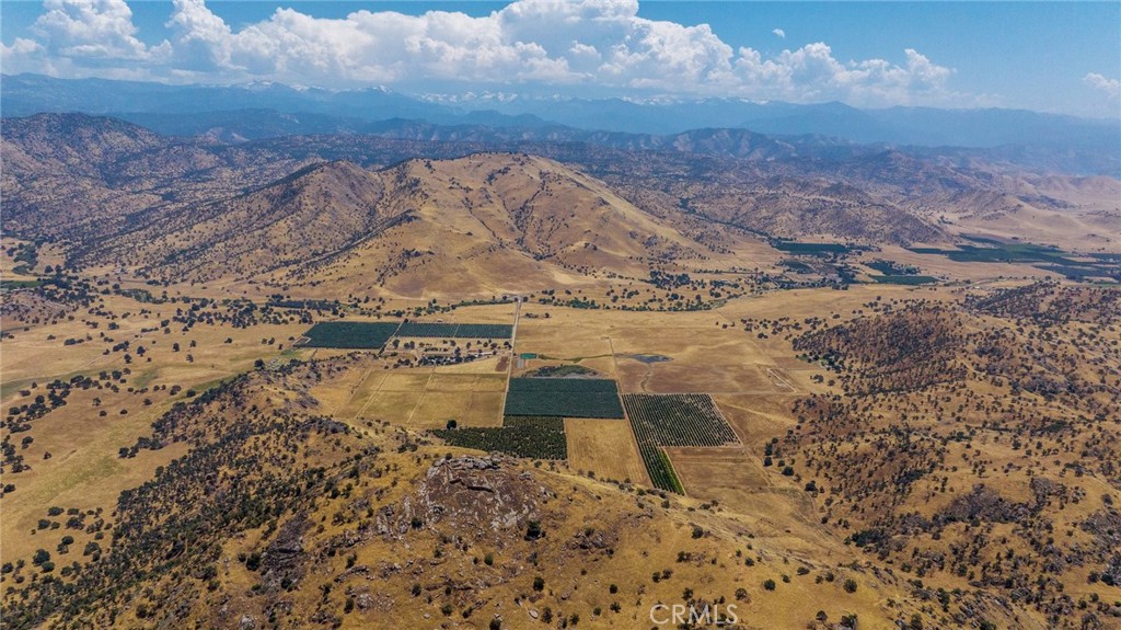 19400 398, Woodlake, CA 93286