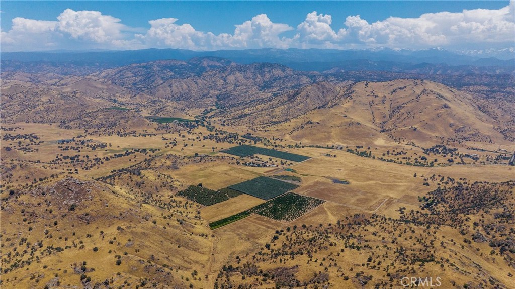 19400 398, Woodlake, CA 93286