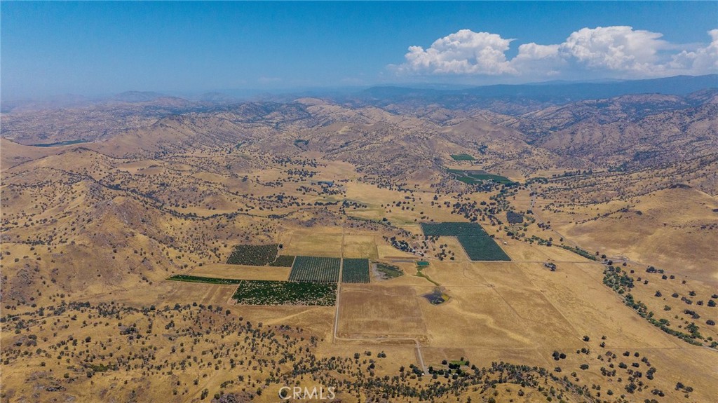 19400 398, Woodlake, CA 93286