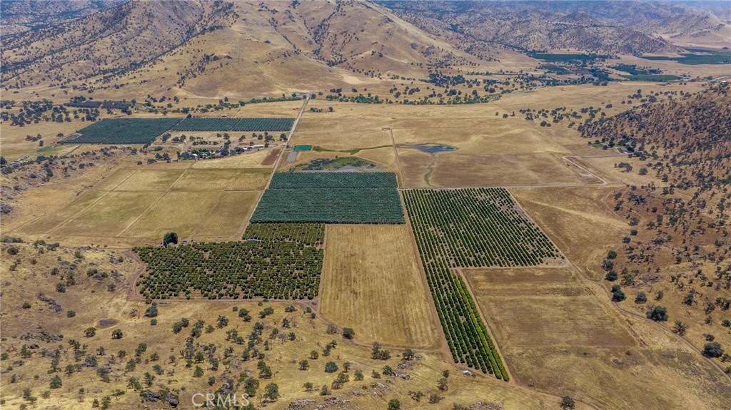 19400 398, Woodlake, CA 93286