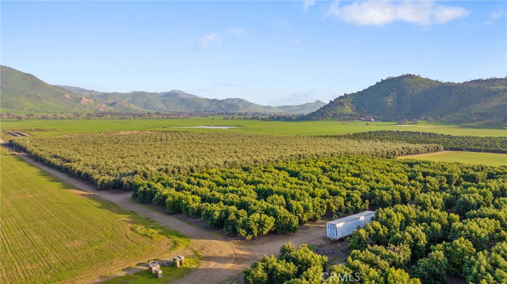 19400 398, Woodlake, CA 93286