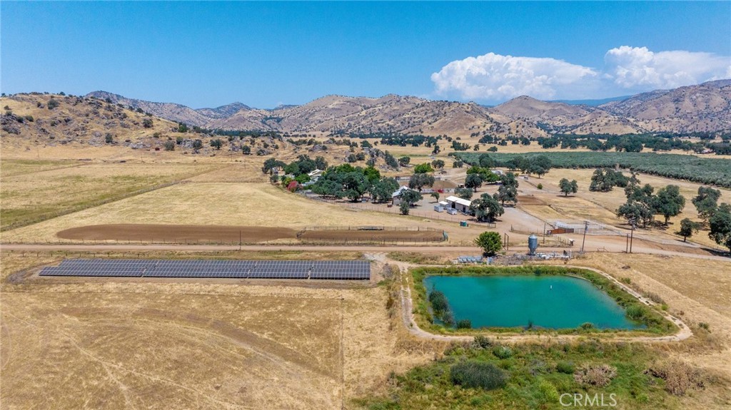 19400 398, Woodlake, CA 93286