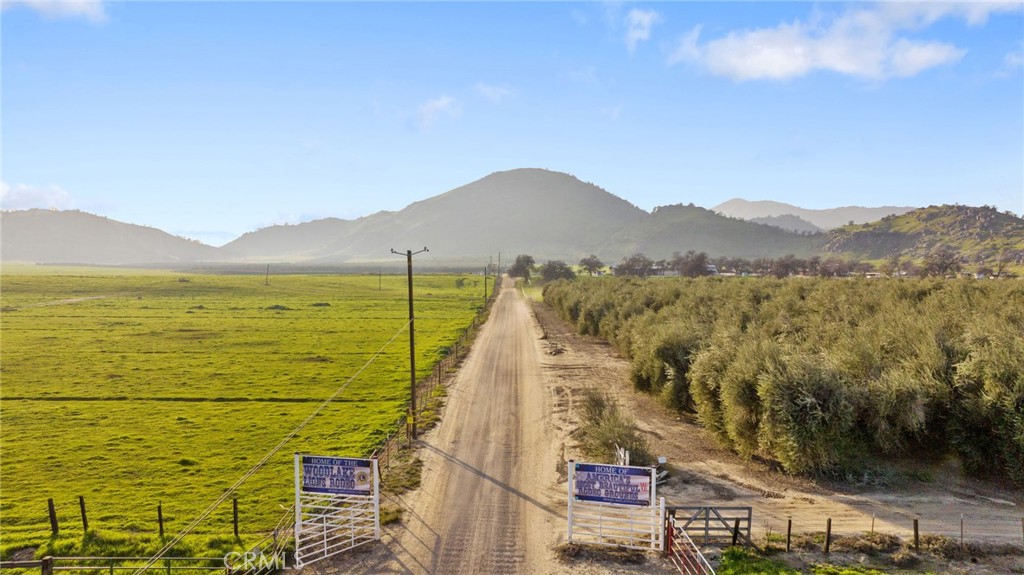 19400 398, Woodlake, CA 93286