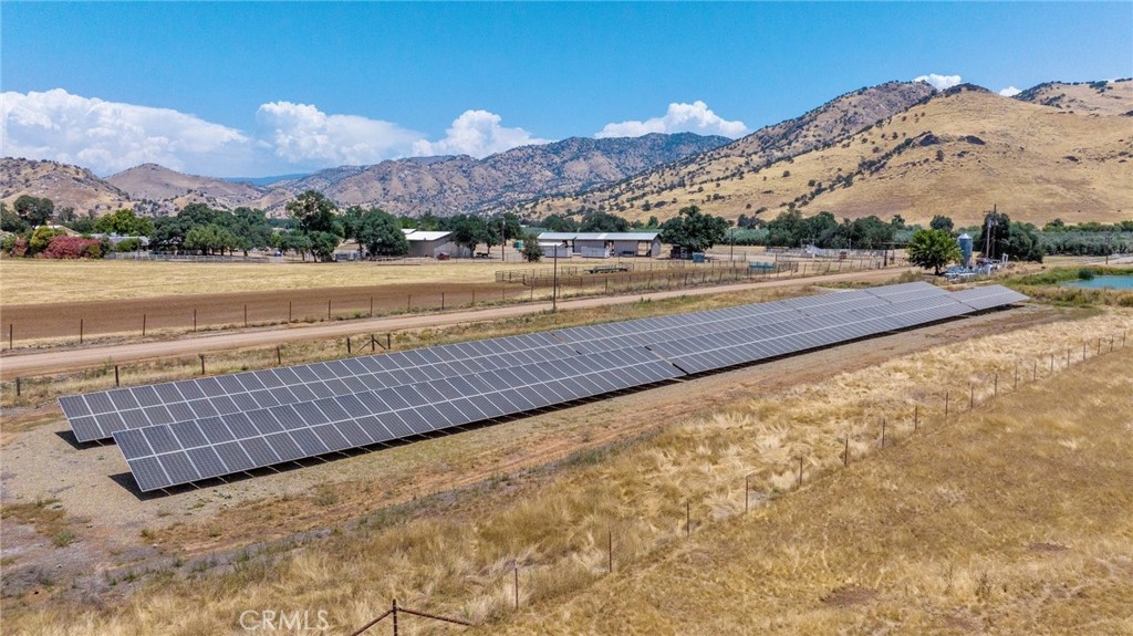 19400 398, Woodlake, CA 93286