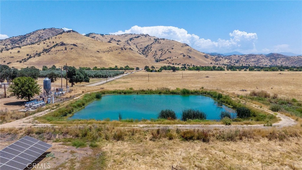 19400 398, Woodlake, CA 93286