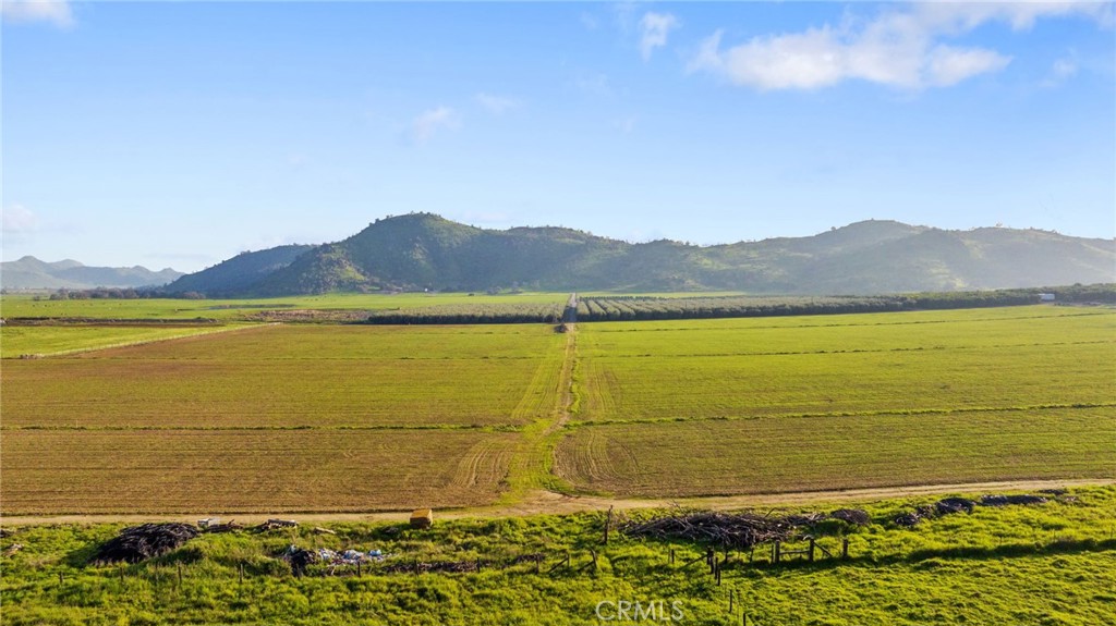 19400 398, Woodlake, CA 93286