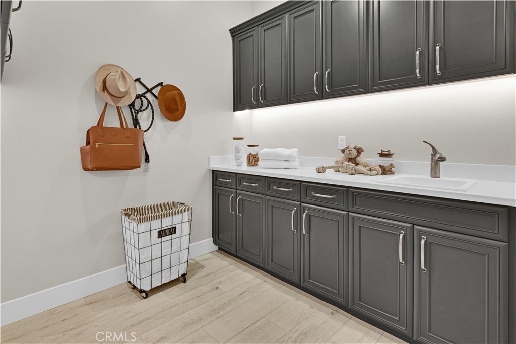 1325 Cava Rd, Paso Robles, CA 93446