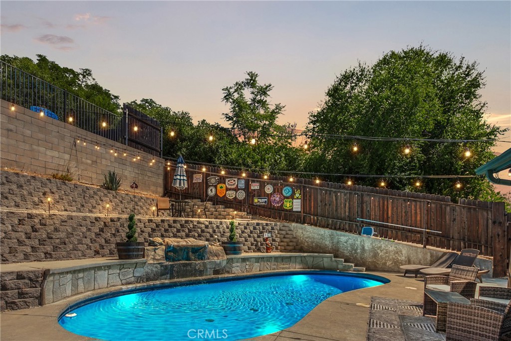 102 Glencrest Ln, Paso Robles, CA 93446