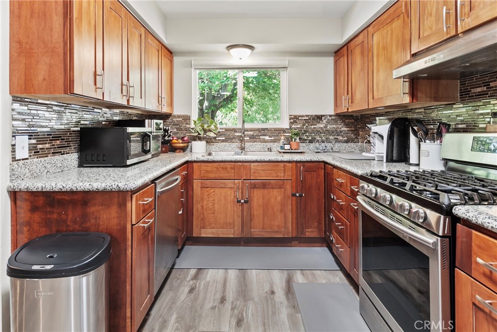 102 Glencrest Ln, Paso Robles, CA 93446