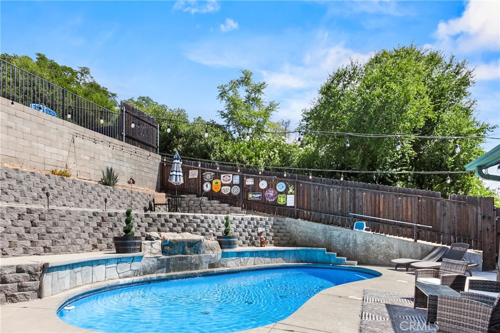 102 Glencrest Ln, Paso Robles, CA 93446