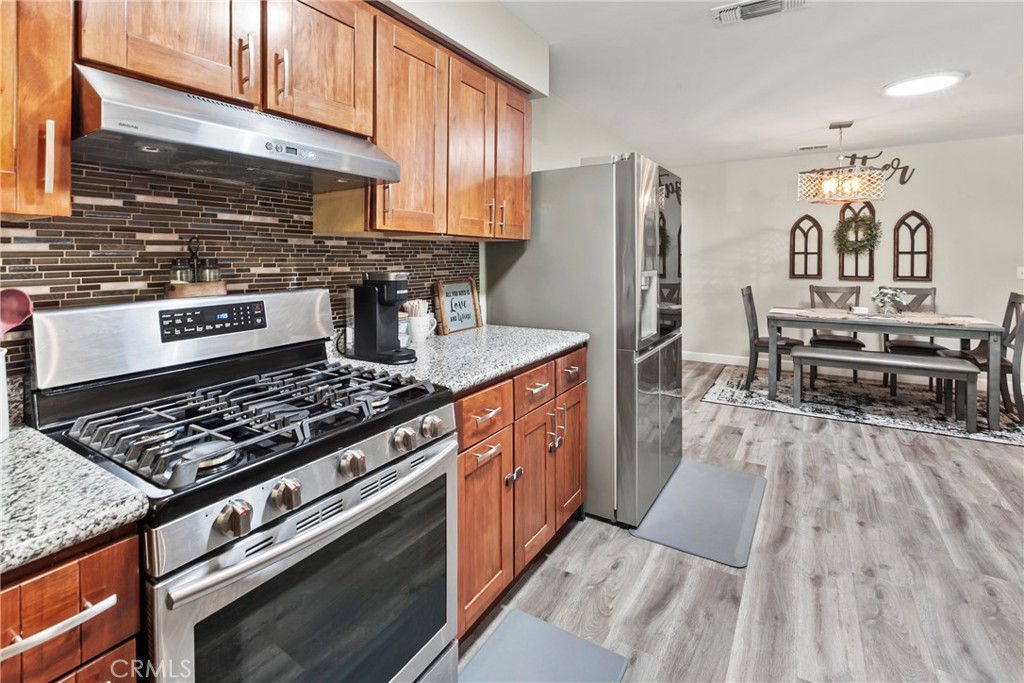 102 Glencrest Ln, Paso Robles, CA 93446