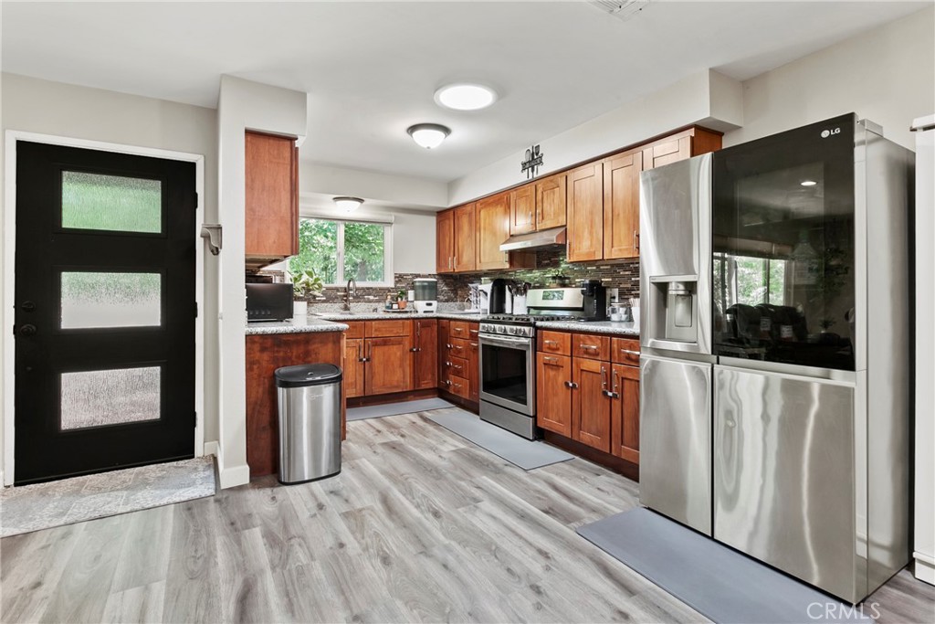 102 Glencrest Ln, Paso Robles, CA 93446