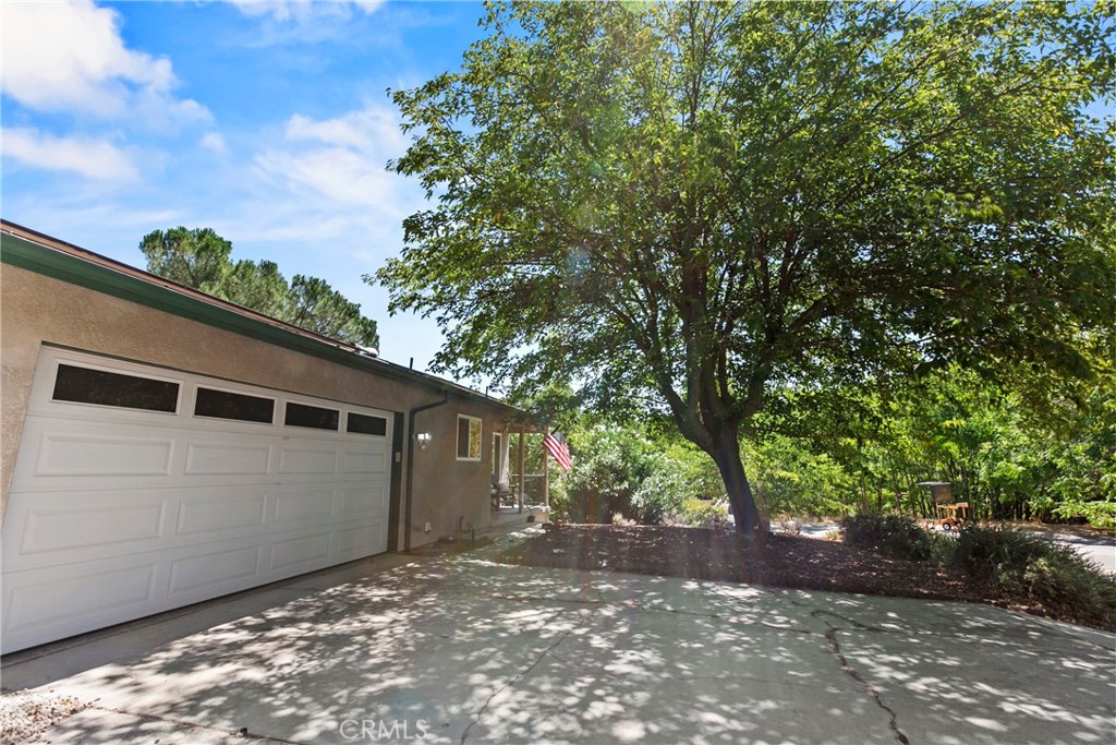 102 Glencrest Ln, Paso Robles, CA 93446