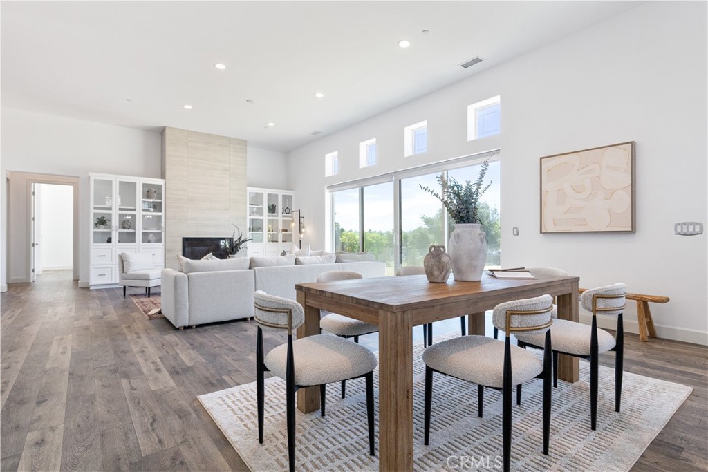 699 Waterford Ct, Paso Robles, CA 93446