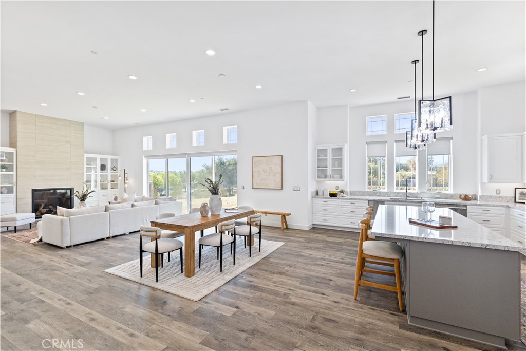 699 Waterford Ct, Paso Robles, CA 93446