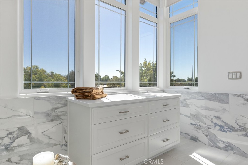 699 Waterford Ct, Paso Robles, CA 93446