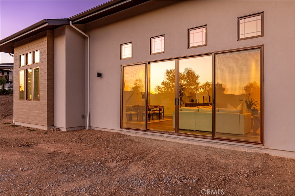 699 Waterford Ct, Paso Robles, CA 93446