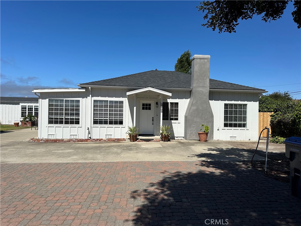1970 Quintana Rd, Morro Bay, CA 93442